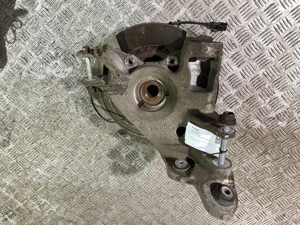 Jaguar XE 2017 Achterwielnaaf OEM UTO39686 image 4