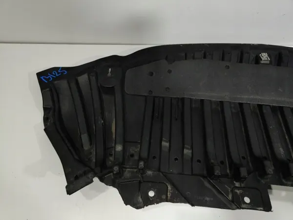 Mercedes Classe C W205 Bouclier Sous Pare-chocs OEM A2055200000 image 3