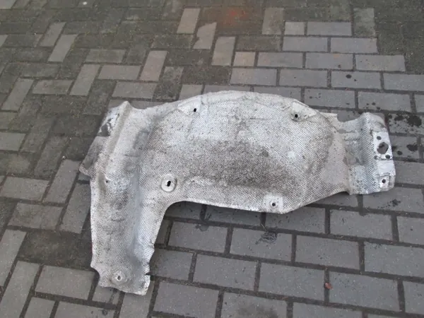 Onderstel warmteschild OEM AV61-U11434-CA voor Ford image 4