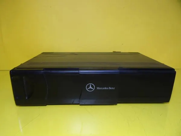 Mercedes CD-Wechsler OEM DRC10114 für W203 image 2