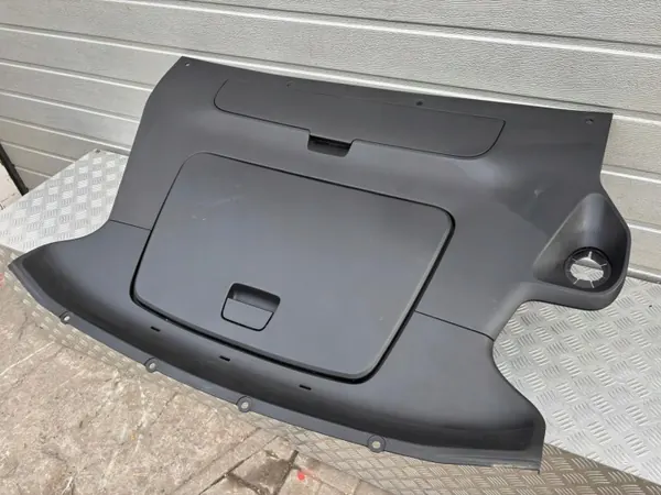Volvo EX30 2024 fram bagageutrymmesbricka OEM 80012318 image 4
