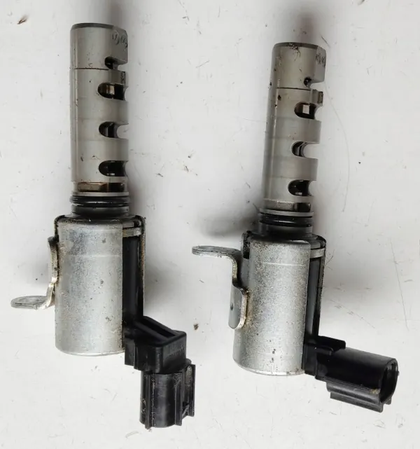 Sensor de árvore de cames VVT-i OEM 3-31020 Lexus RX II image 2