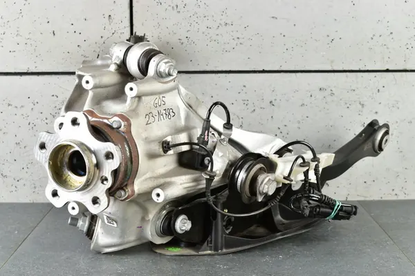 BMW X5 G05 X6 G06 X7 G07 Giunto Posteriore Sinistro OEM 530510550 image 2