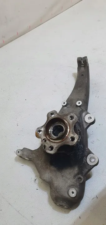 BMW 5 G60 G61 Framvagnsknä vänster OEM 6898329 image 4