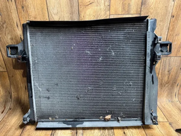 Radiador de agua JEEP GRAND CHEROKEE WK 3.0 CRD image 5