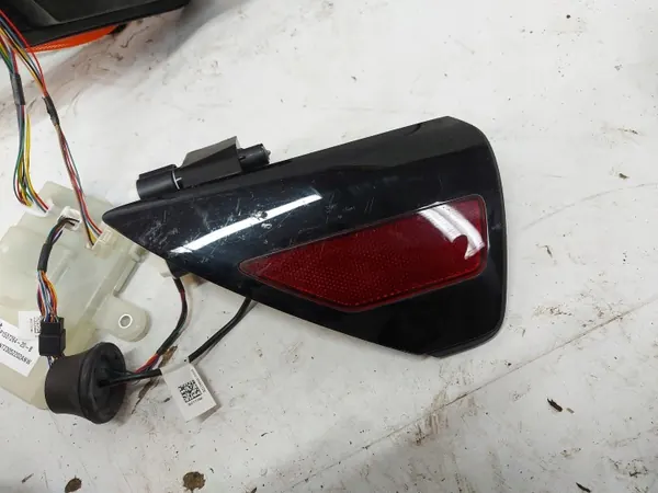 Tesla OEM 1537264-20-B Latauskaapeli & luukkukontrolleri image 4