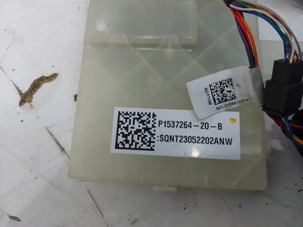 Tesla OEM 1537264-20-B Latauskaapeli & luukkukontrolleri image 6