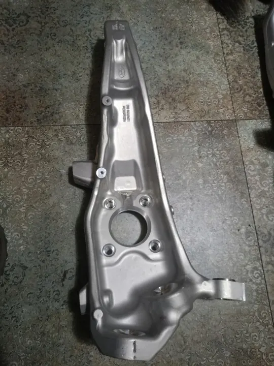 Pivô dianteiro esquerdo OEM M8E2-3K186-AB Range Rover Sport image 3