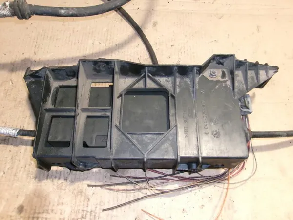 Sähköjarru OEM 8200571486 Renault Scenic II:lle image 6