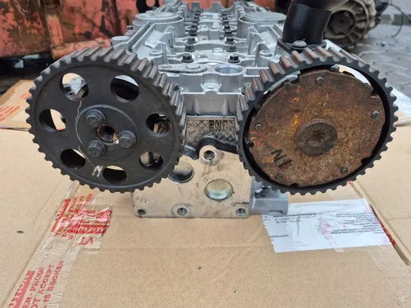 Culasse Volvo S40 2.4 OEM 8642289004 image 5