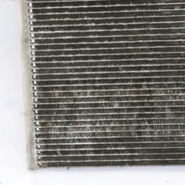 A/C Kondenseri Mercedes C216 W221 A2215000554 image 3