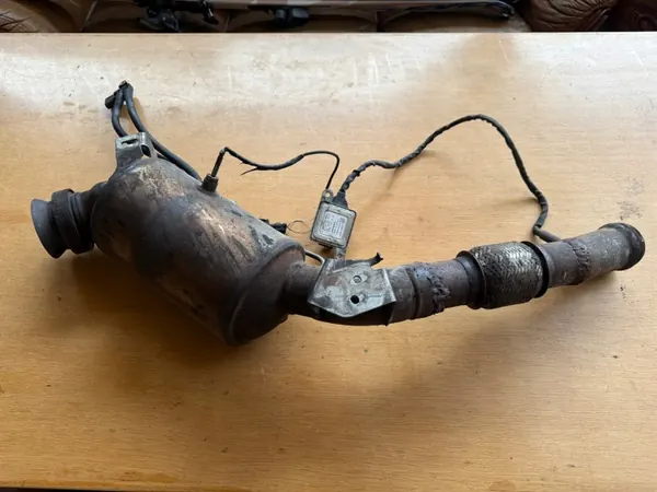 Filtro DPF Mercedes-Benz usado OEM A4474901414 image 2