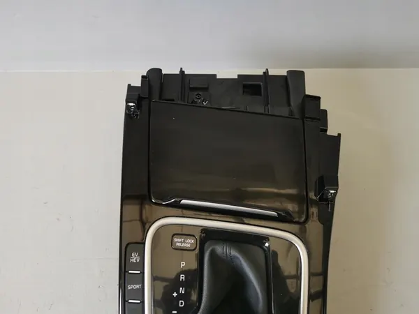 KIA XCEED X-CEED LIFT HYB 22-25 Panneau de Vitesses 93300-CR030 image 4