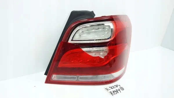 MERCEDES GLK 2008- Rechter Achterlamp A2049060257 image 2
