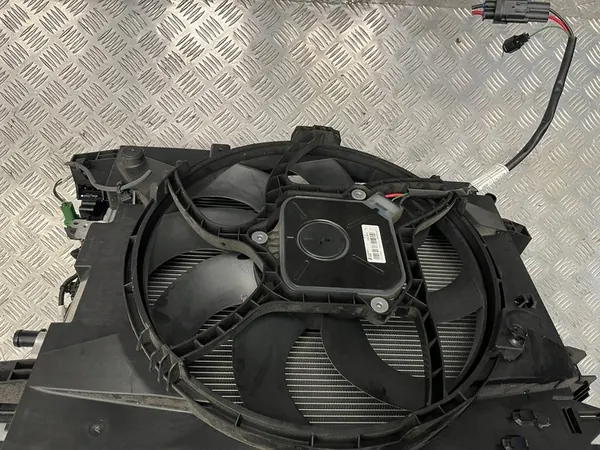 Conjunto de Radiador y Ventilador Renault Zoe Z.E. E-Tech image 5