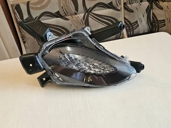 Luz de Ré Direita Mazda MX5 - 2017 e Mais - OEM image 1