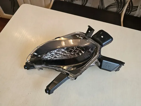 Luz de Ré Direita Mazda MX5 - 2017 e Mais - OEM image 2