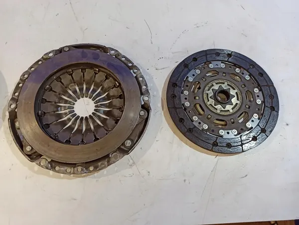 Volvo V50 2006 Volante de Dupla Massa image 5