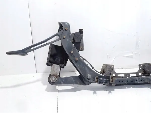 Viga suspensão cabine traseira OEM LORK-1-526696 Mercedes image 9