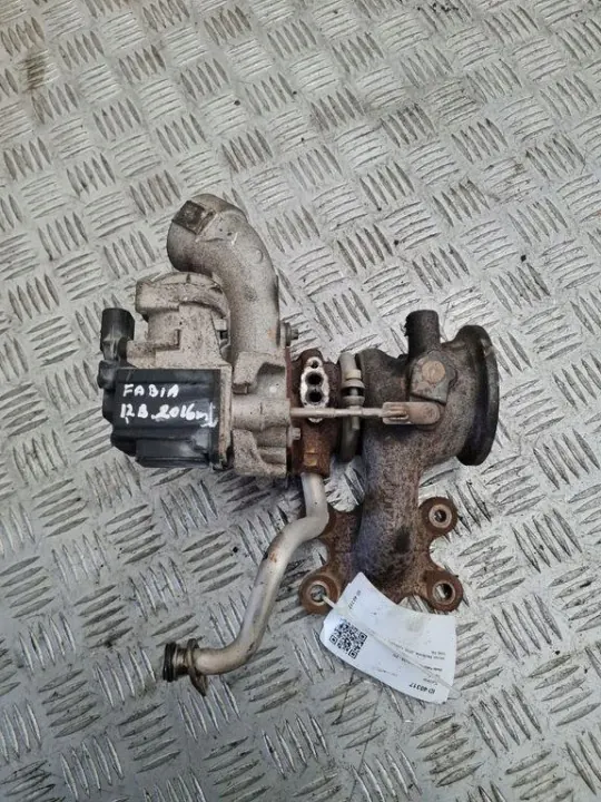 Turbo usado OEM 04E145725AB para Skoda Fabia III image 3