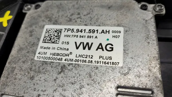 Farol esquerdo Skoda Octavia 3 III 5E 5e1941015e image 9