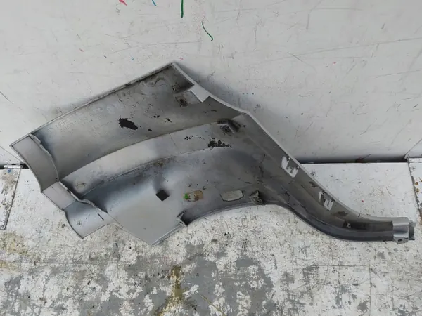 Mercedes Actros MP4 linke Scheinwerferabdeckung OEM 9608840658 image 7