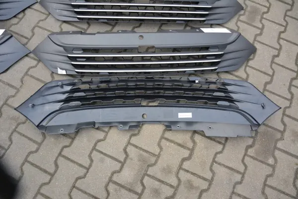 Iveco OE 5802075842 Grille Insert - Gebruikt image 3