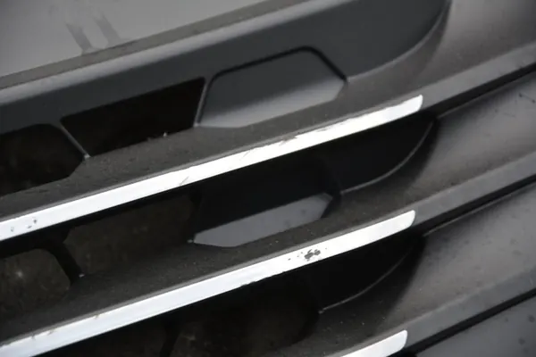 Iveco OE 5802075842 Grille Insert - Gebruikt image 5