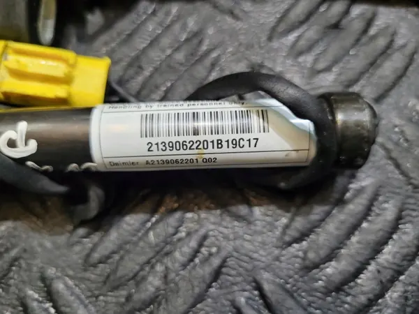 OEM 2139062201 Pyrotechnische Motorkaplading Links/Rechts image 3