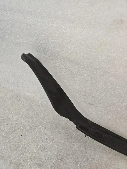 Protection pare-brise Volvo S90 II OEM 31386574 - Occasion image 3