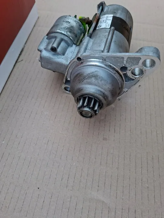 Anlasser 1.9 TDI Hella OEM 8EA 011 610-221 Gebraucht image 3