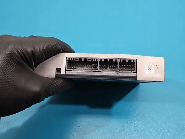 Renfort Jaguar XE X760 OEM IMPRK1546020 image 3