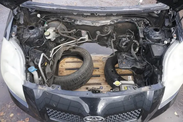 TOYOTA YARIS II Framskärm Motorhuv Paragraf Färg 209 image 8