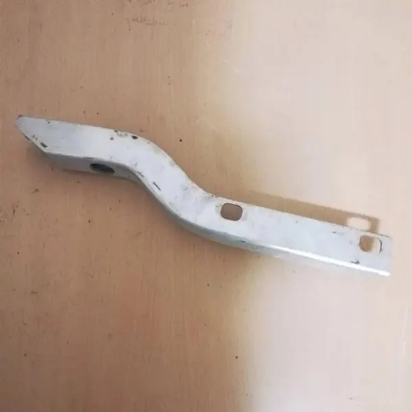 BMW Jäähdyttimen kiinnike OEM 75752640302 7-sarja image 2