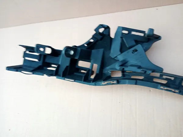 Reforço de para-choque dianteiro MERCEDES E-KLASA W212 LIFT AMG image 6