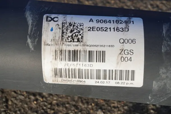 Drivaxel Mercedes Sprinter W906 A9064102401 image 2