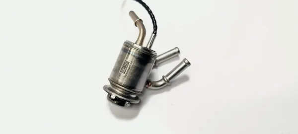 AdBlue-injector OEM 05L131113K voor Audi A4 B9 image 2