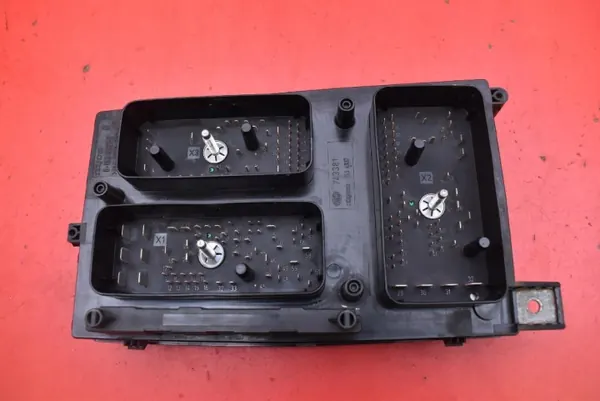 OEM 55568735 LJ Immobilizer computer voor Opel Zafira B image 7