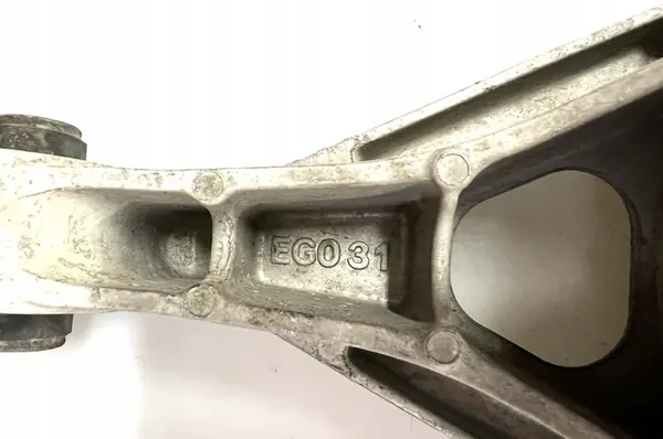 Braccio di Controllo Posteriore Nissan 370Z OE image 3