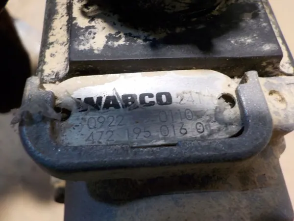 Válvula Solenoide ABS OEM 4721950160 para Volvo image 6