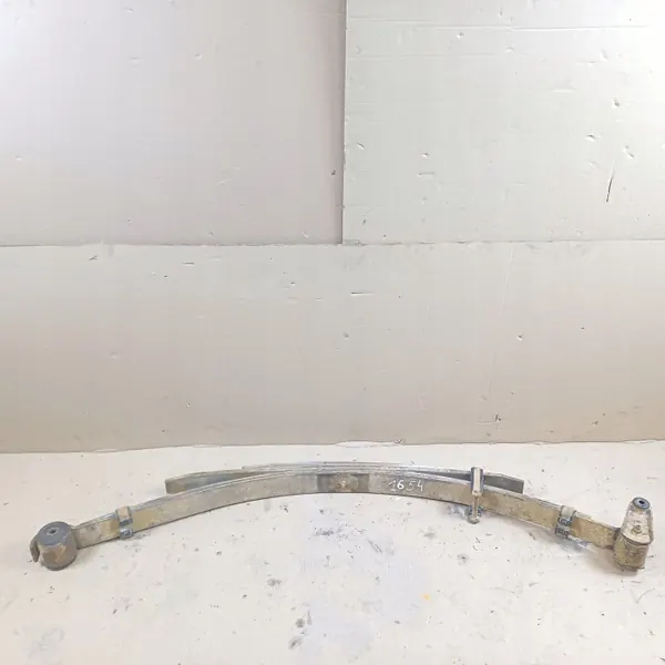 Ressort arrière OEM MAM80384 pour VW Amarok 2010 image 3