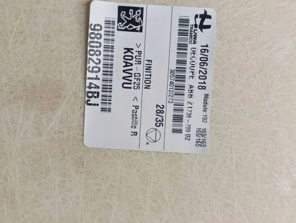 Peugeot Expert Dakbekleding OEM 98082914BJ - Gebruikt image 2