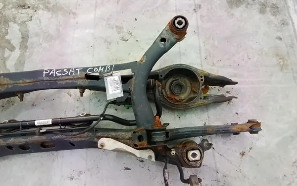 OEM Wrakowisko-6187- Hinterachsträger Gebraucht image 3