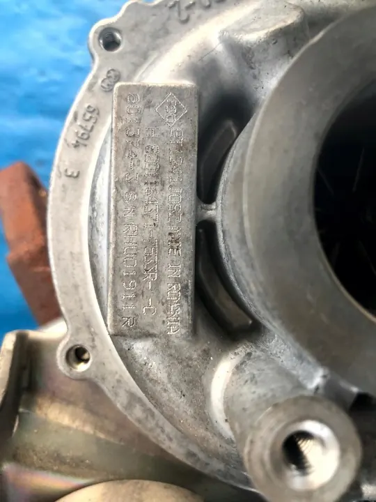 Turbocompressor Renault OE OEM 144117533R para Clio IV 1.5 DCI image 3