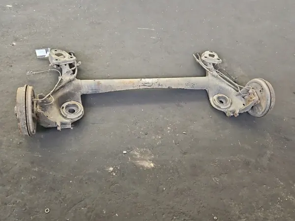 Bakaxelbalk OEM IMPRK1546834 för Opel Corsa E image 2