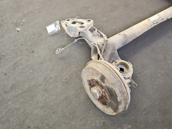 Bakaxelbalk OEM IMPRK1546834 för Opel Corsa E image 3