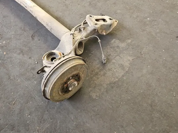 Bakaxelbalk OEM IMPRK1546834 för Opel Corsa E image 5