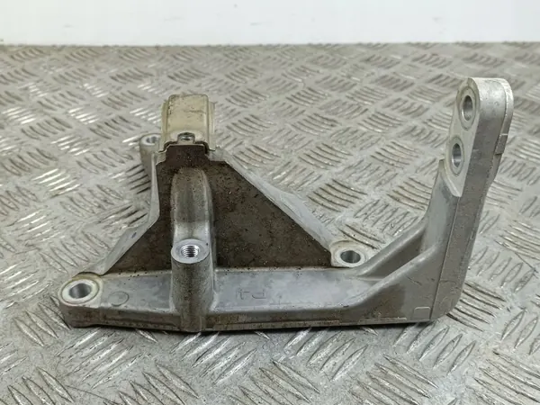 Mitsubishi Outlander IV Lagersteunbeugel OEM FOB45914 image 3