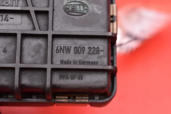 Turboaktoori OEM 6NW009228 Volvo D5 2.4L:lle image 8