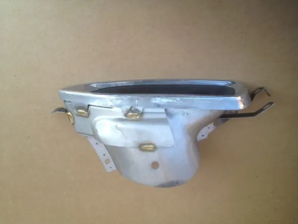Embout d'échappement droit BMW 7 G11 G12 OEM 51128061188 image 3